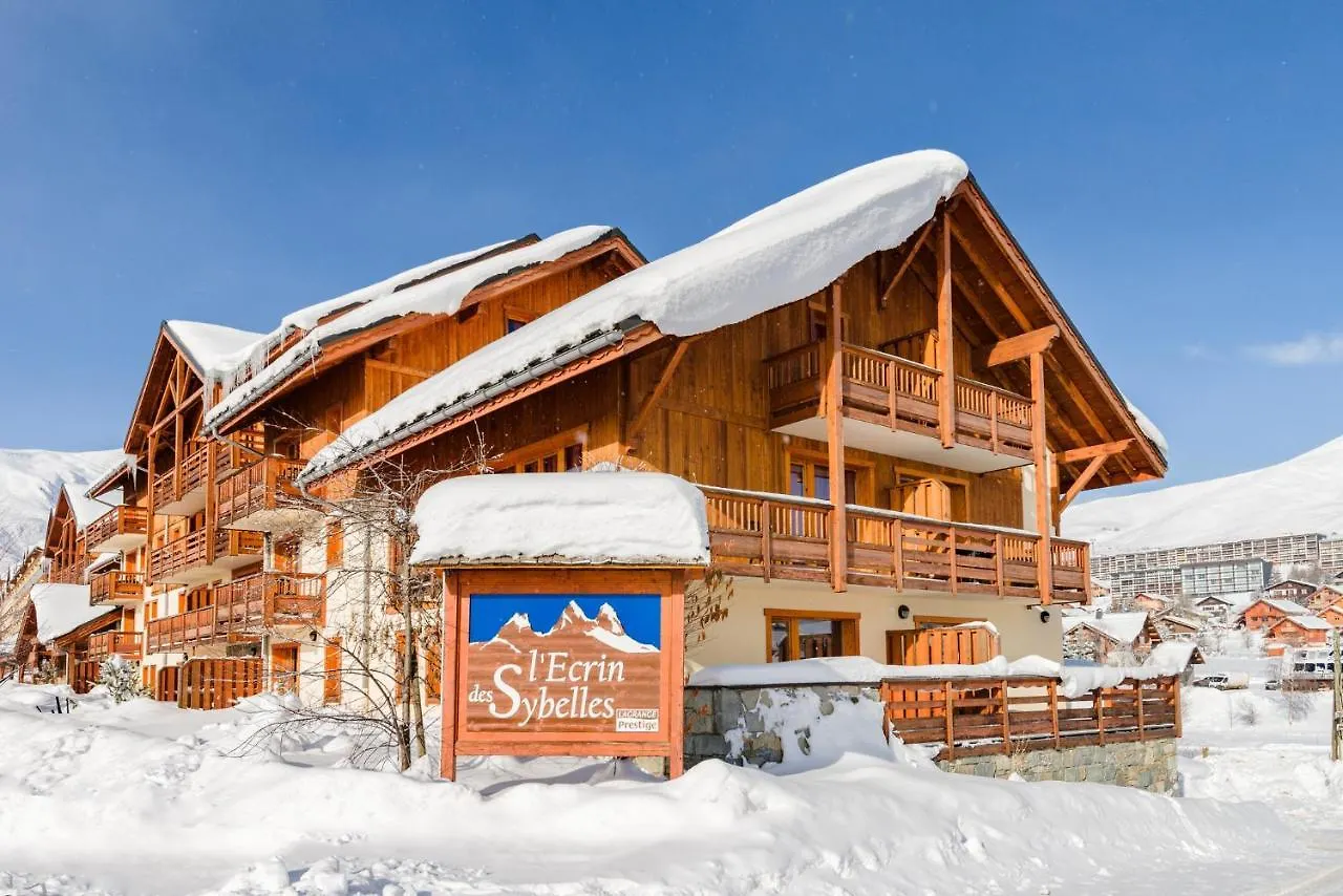 Travelski Home Select - Residence L\'Ecrin Des Sybelles location